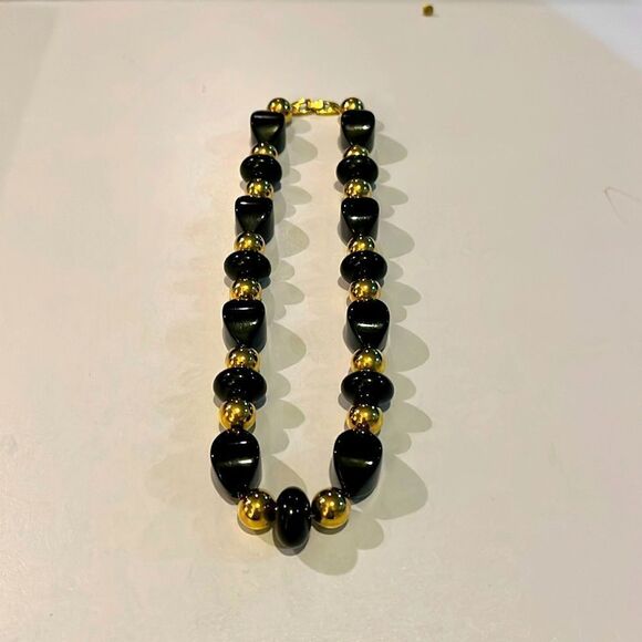 Napier Jewelry - Vintage Signed Napier Black & Gold Necklace